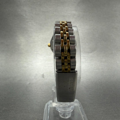 Citizen CQ Watch Women 25mm Silver Dial Two Tone Daydate 1002-R15119 New Battery7