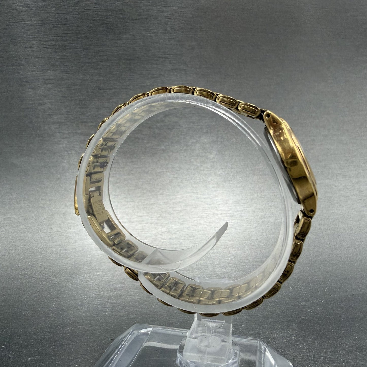 Seiko Watch Women 19mm White Dial Gold Tone Round V401-0289 New Battery OIHUGY8