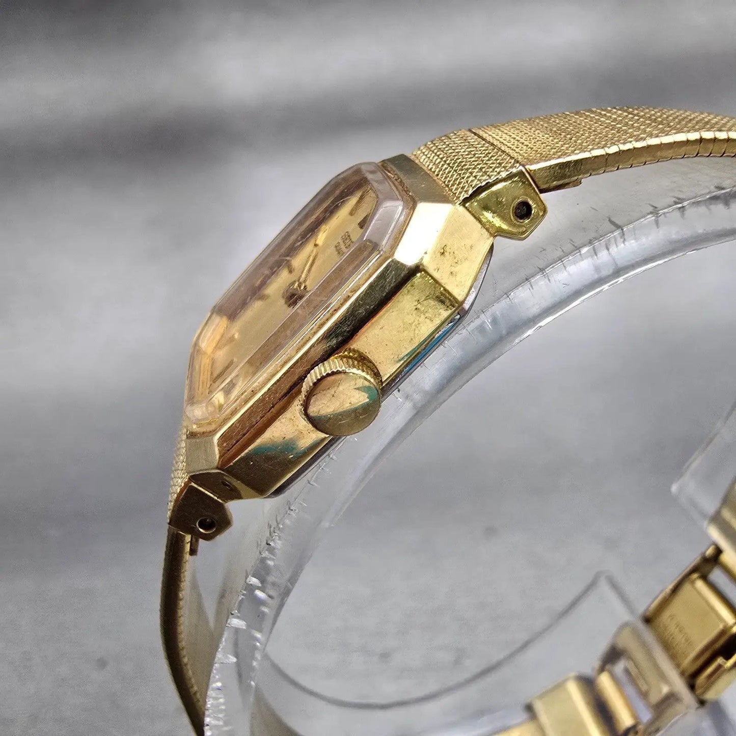 Seiko Watch Women 17mm Gold Dial Gold Tone Octagon 4N00-5139 New Battery VTG2