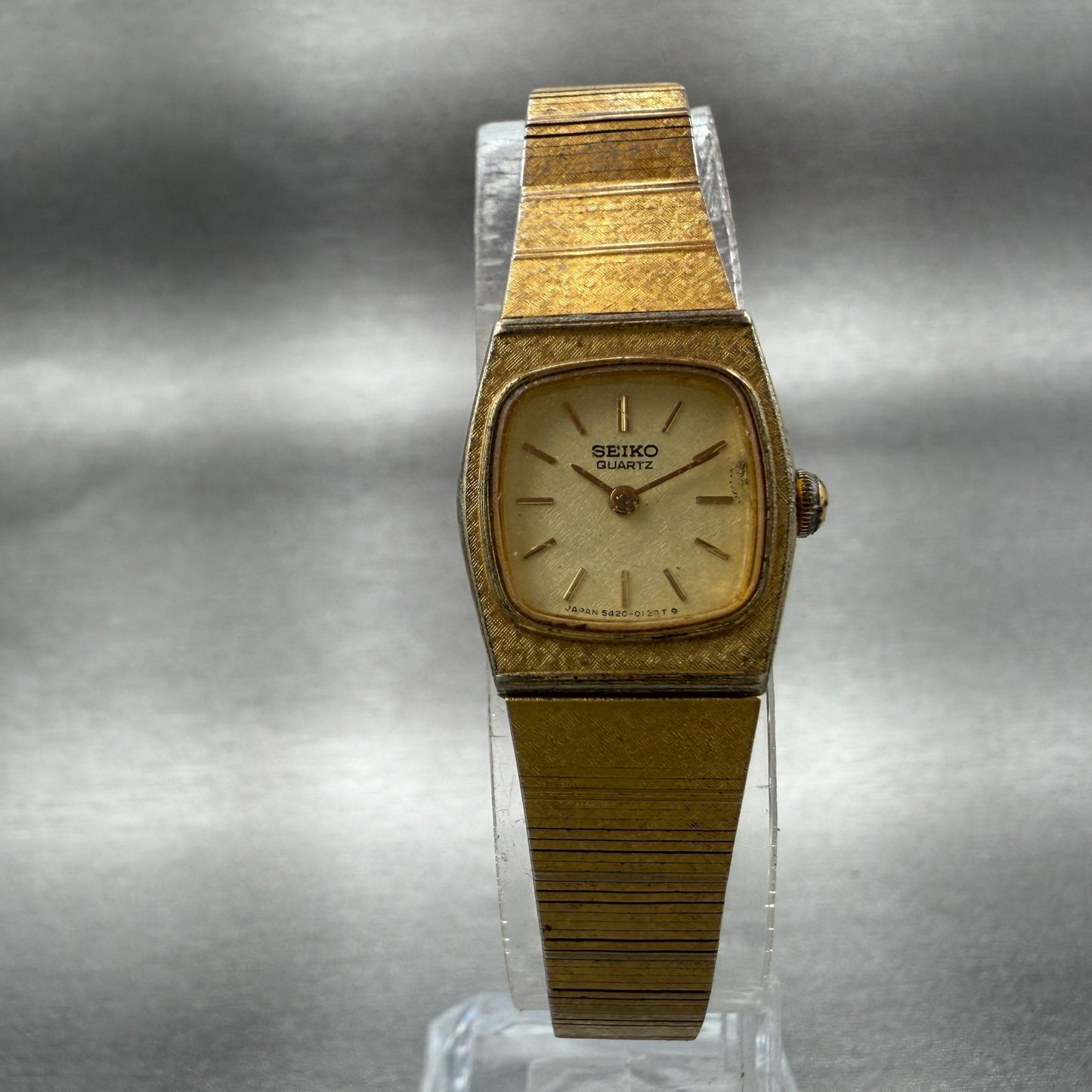 Seiko Watch Women 16mm Champagne Dial Gold Tone Hexagon 54205409 New Battery 565
