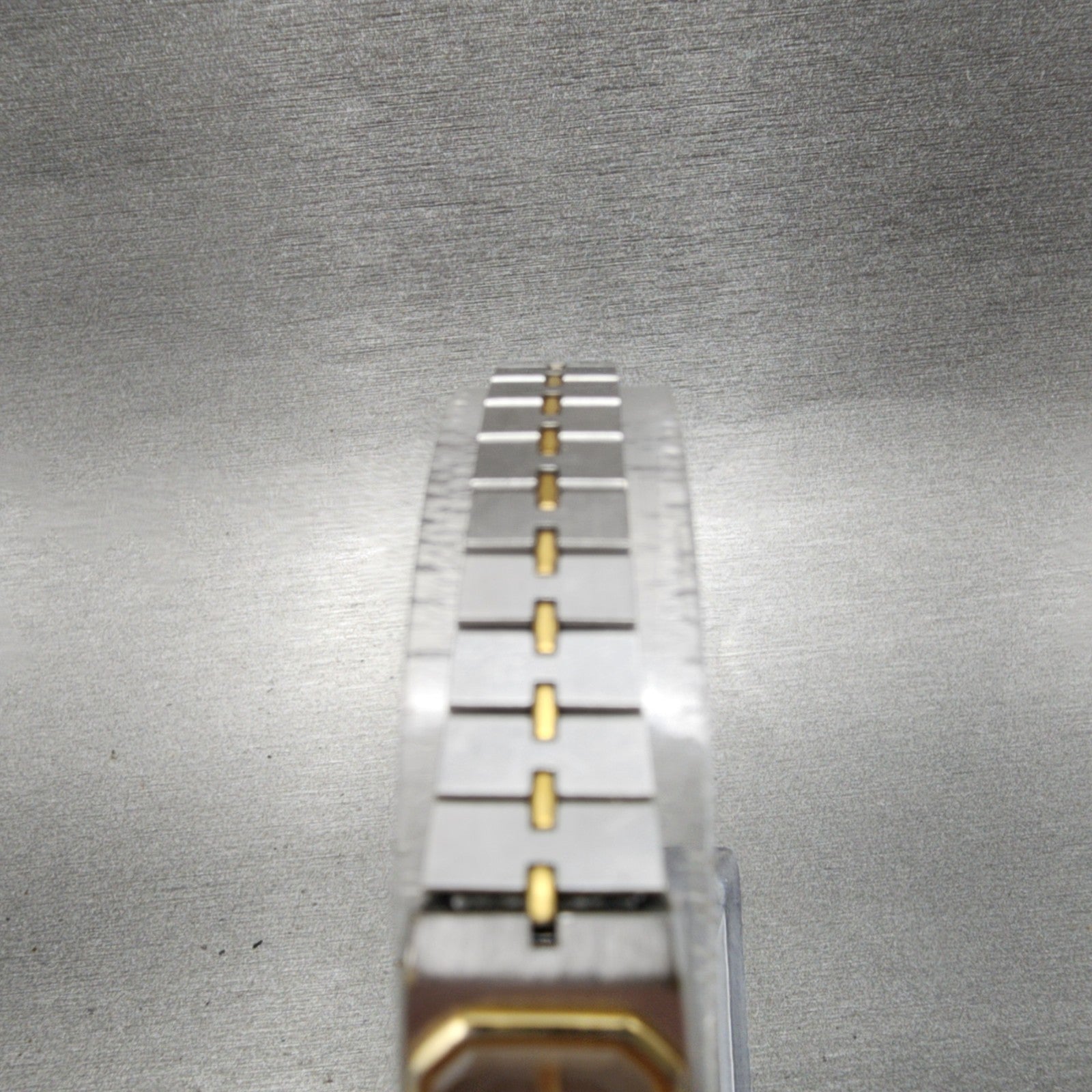 Seiko Tank Watch Women 14mm Silver Dial Two Tone 13206029 Rectangle New Battery4