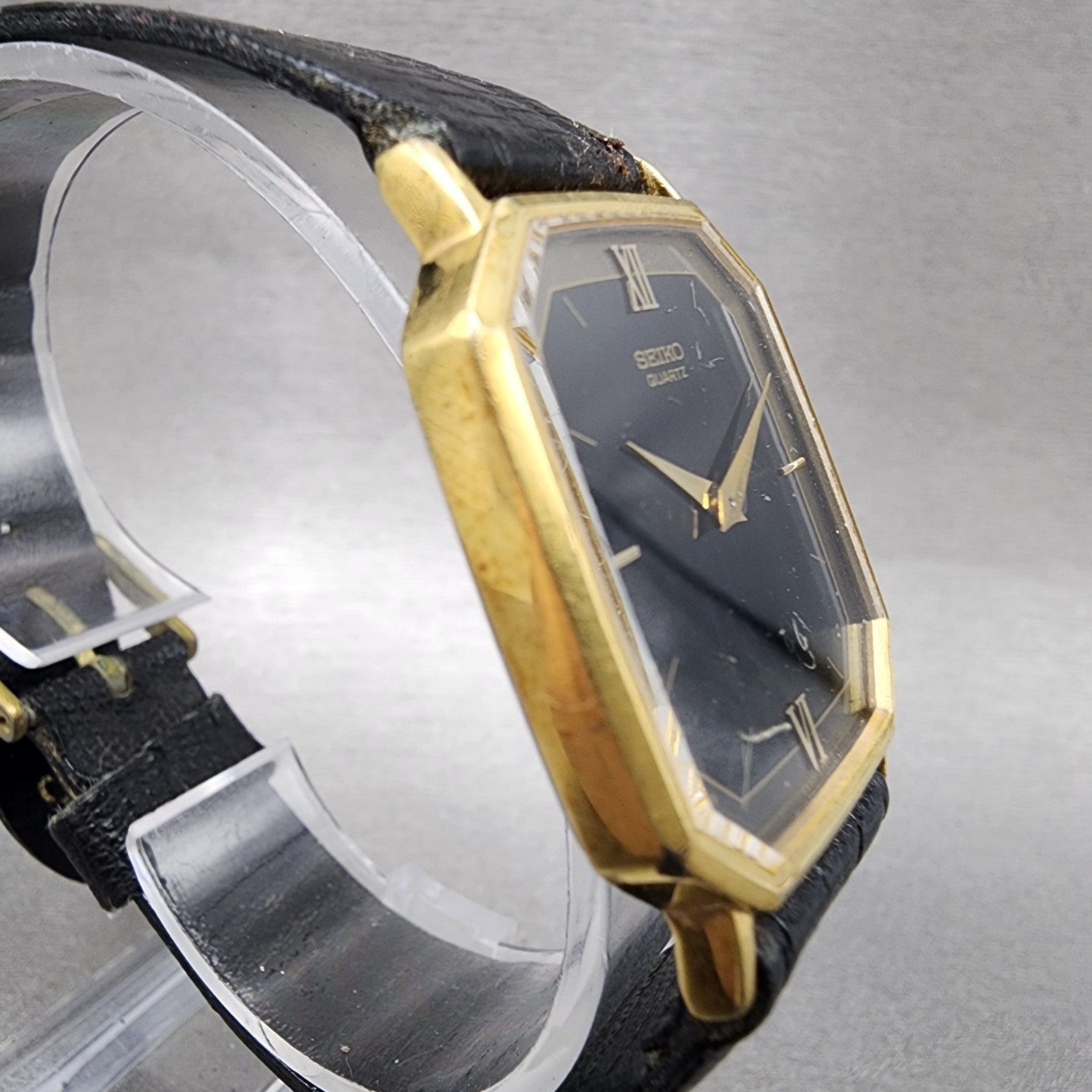 Seiko Watch Men 28mm Black Dial Gold Tone Octagon 65305210 New Battery3