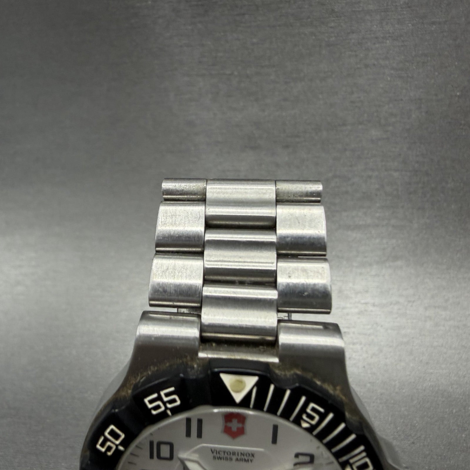 Victorinox Swiss Army Summit XLT Watch Men 39mm Silver Dial Steel Date PARTS5