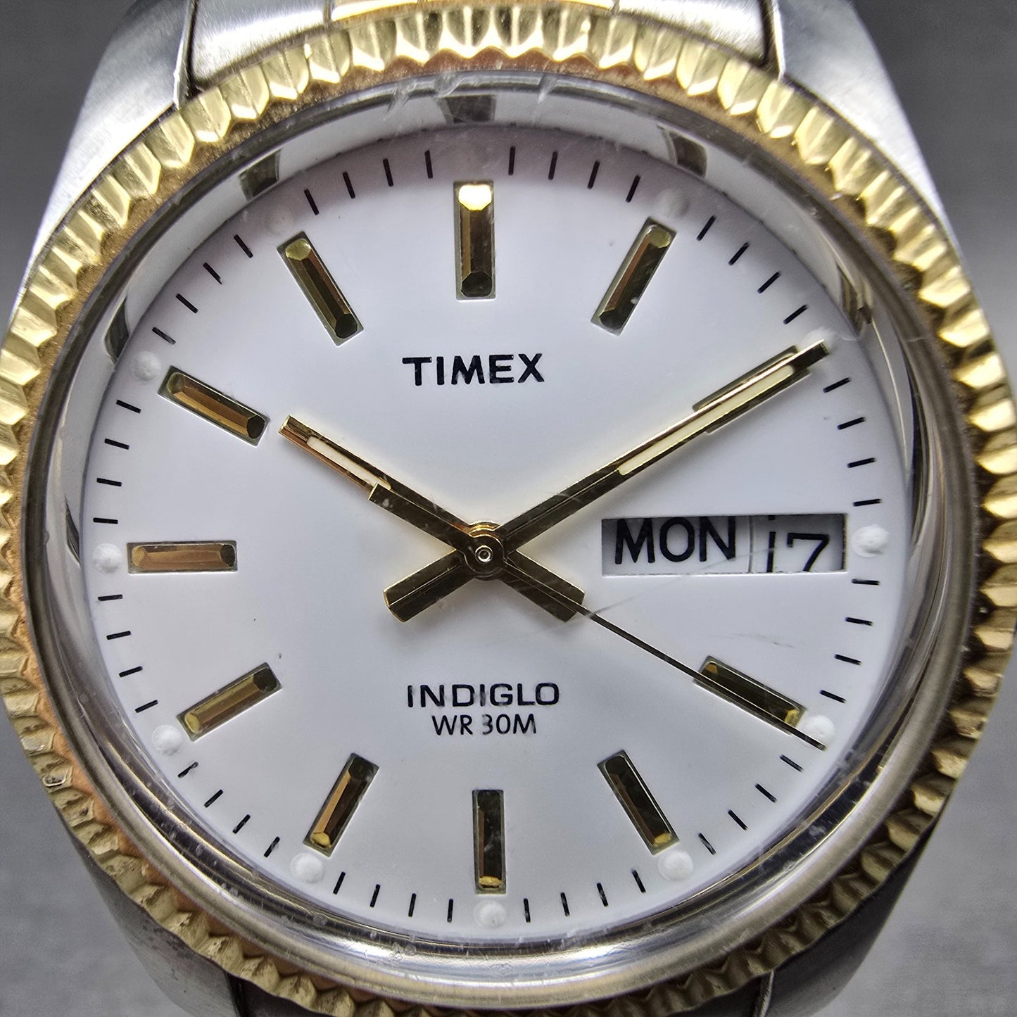 Timex Waterbury Legacy Watch Men 35mm White Dial Two Tone Daydate New Battery1