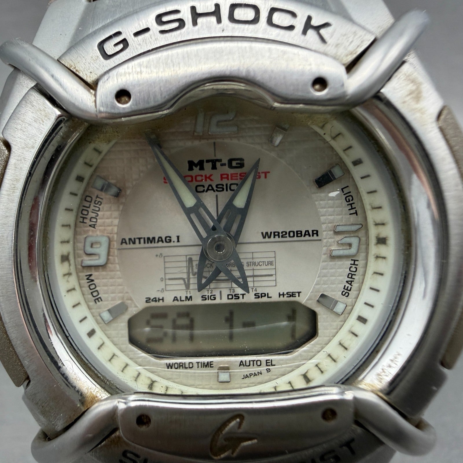 Casio G-Shock MTG-510 Watch Men 45mm White Dial Silver Ana Digi Round New Batt1
