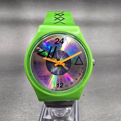 Swatch Playa Look Watch Women Silver Dial Green Case Round GZ215 New Battery0