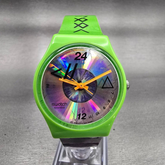 Swatch Playa Look Watch Women Silver Dial Green Case Round GZ215 New Battery0