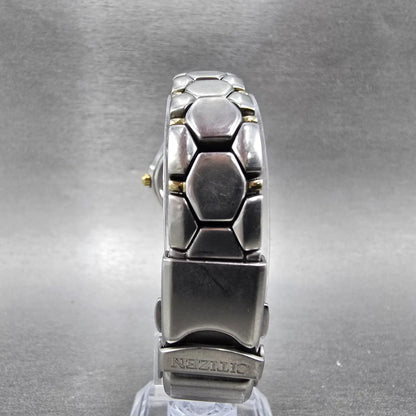 Citizen Eco-Drive Watch Women 27mm Silver Dial Two Tone Date E010-K001200 Runs S6
