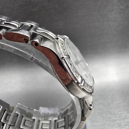 Bulova Watch Women 25mm White Dial Silver Tone Date Crystals 96R04 New Battery 23