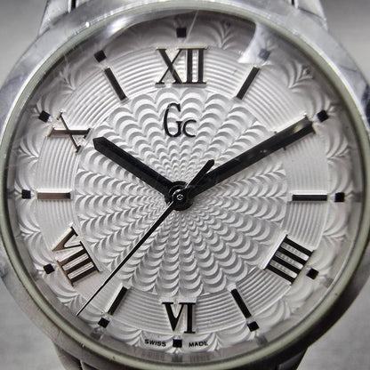 Guess Collection Watch Women 30mm White Dial Silver Tone Round New Battery GC1