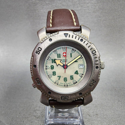 Victorinox Swiss Army Sportline Watch Men 40mm Gray Dial Silver Tone PARTS0