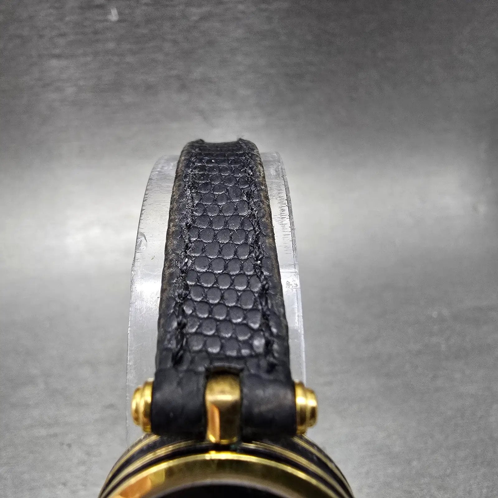 Gucci 2000L Watch Women 22mm Black Dial Gold Plated Round New Battery VTG NER4