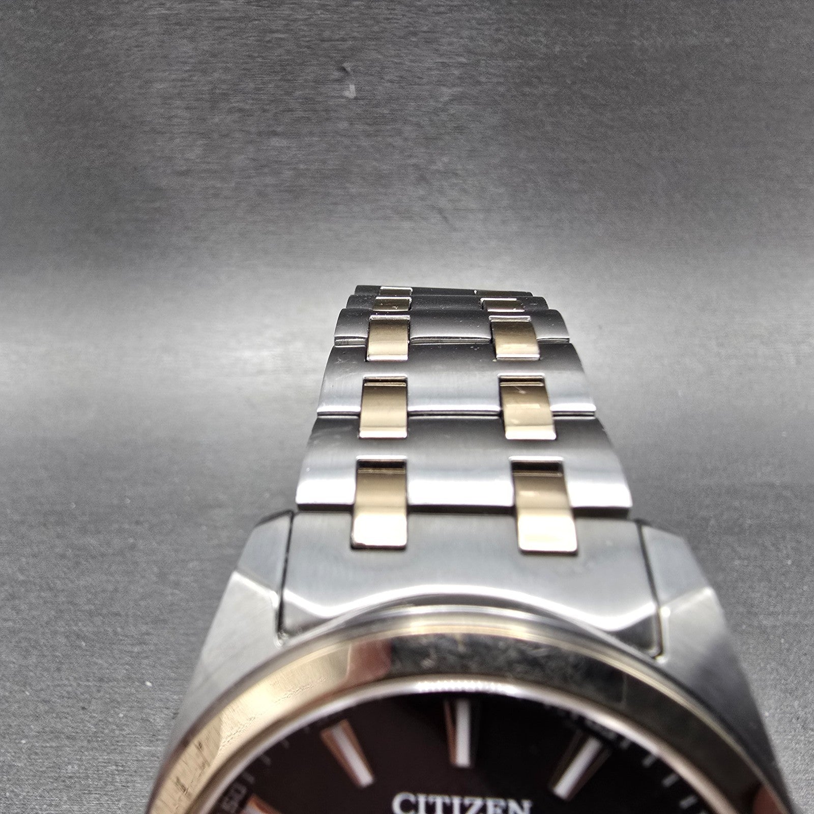 Citizen Eco-Drive Watch Men 41mm Brown Dial Two Tone Date E111-S126657 Runs4