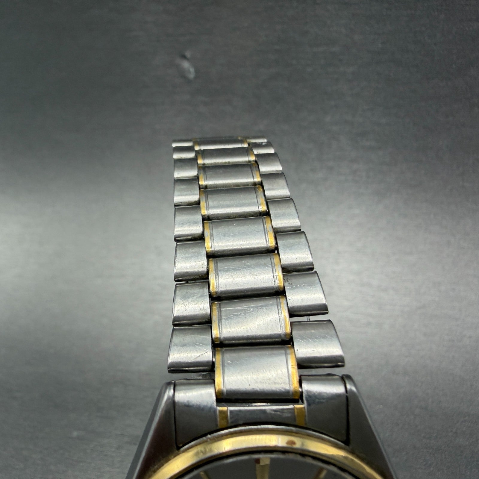 Seiko SQ Watch Men 34mm Silver Dial Two Tone Daydate 5H23-8a09 New Battery KJH74