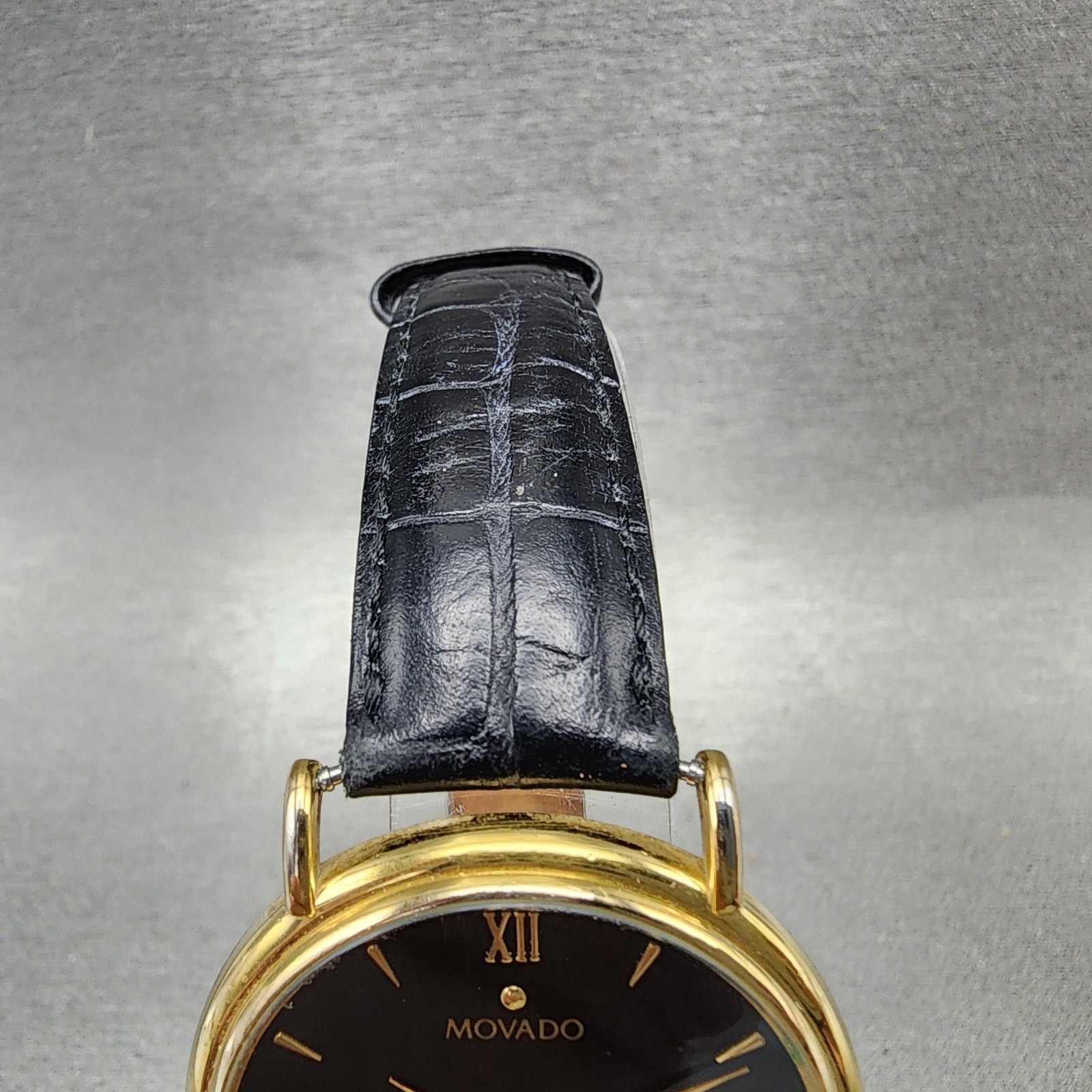 Movado Watch Men 34mm Black Dial Gold Tone Round 87E40885 New Battery4