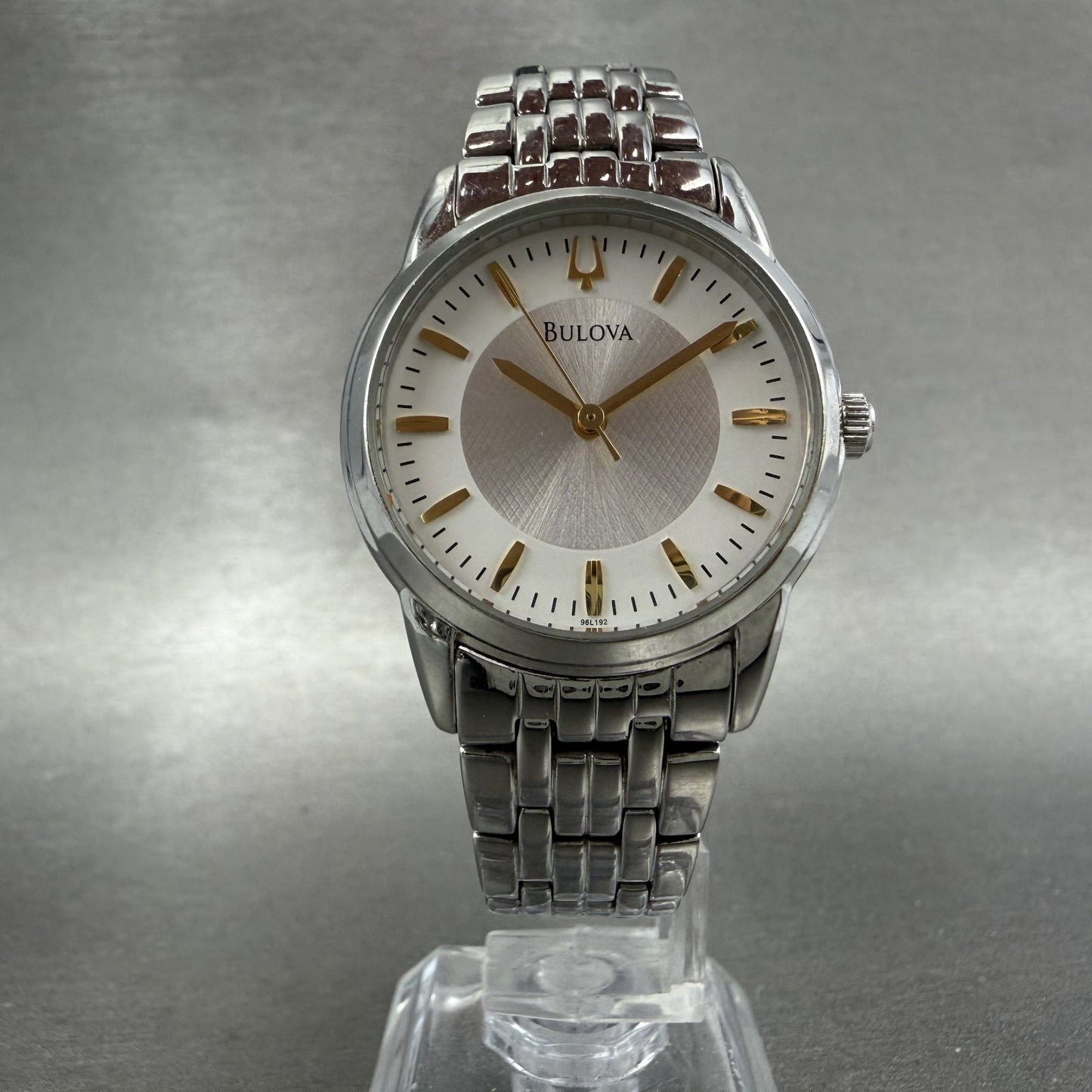 Bulova Watch Women 30mm Silver Dial Silver Tone Round 96L192 New Battery5