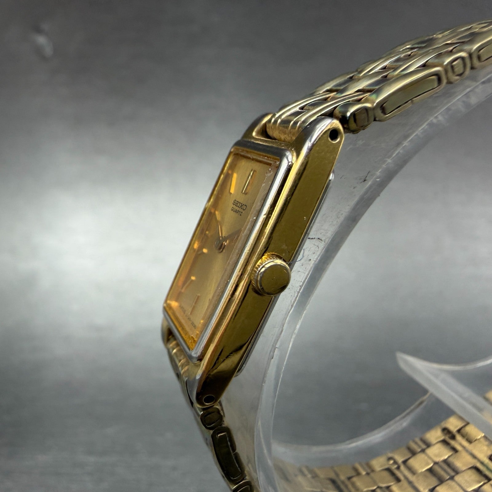 Seiko Tank Watch Women 13mm Champagne Dial Gold Tone VTG 2E20-7029 New Battery2