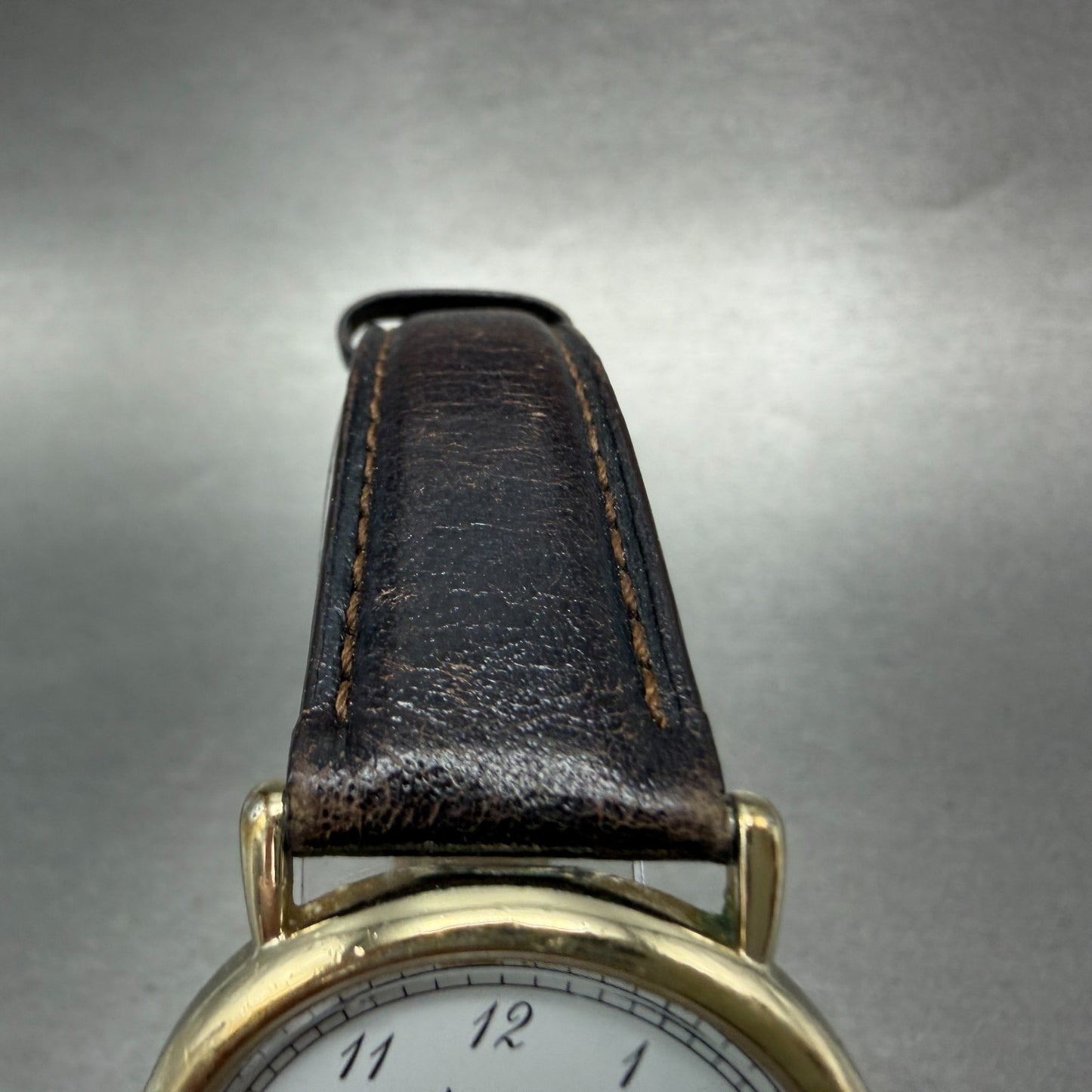 Seiko Avenue Watch Unisex 32mm White Dial Gold Tone Date 5P39-6070 New Battery4