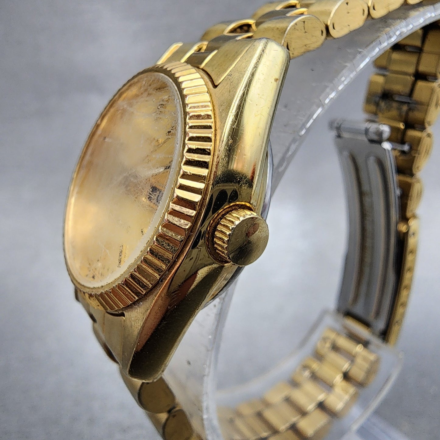 Seiko 5 Automatic Watch Women 24mm Champagne Dial Gold Tone Daydate Runs2