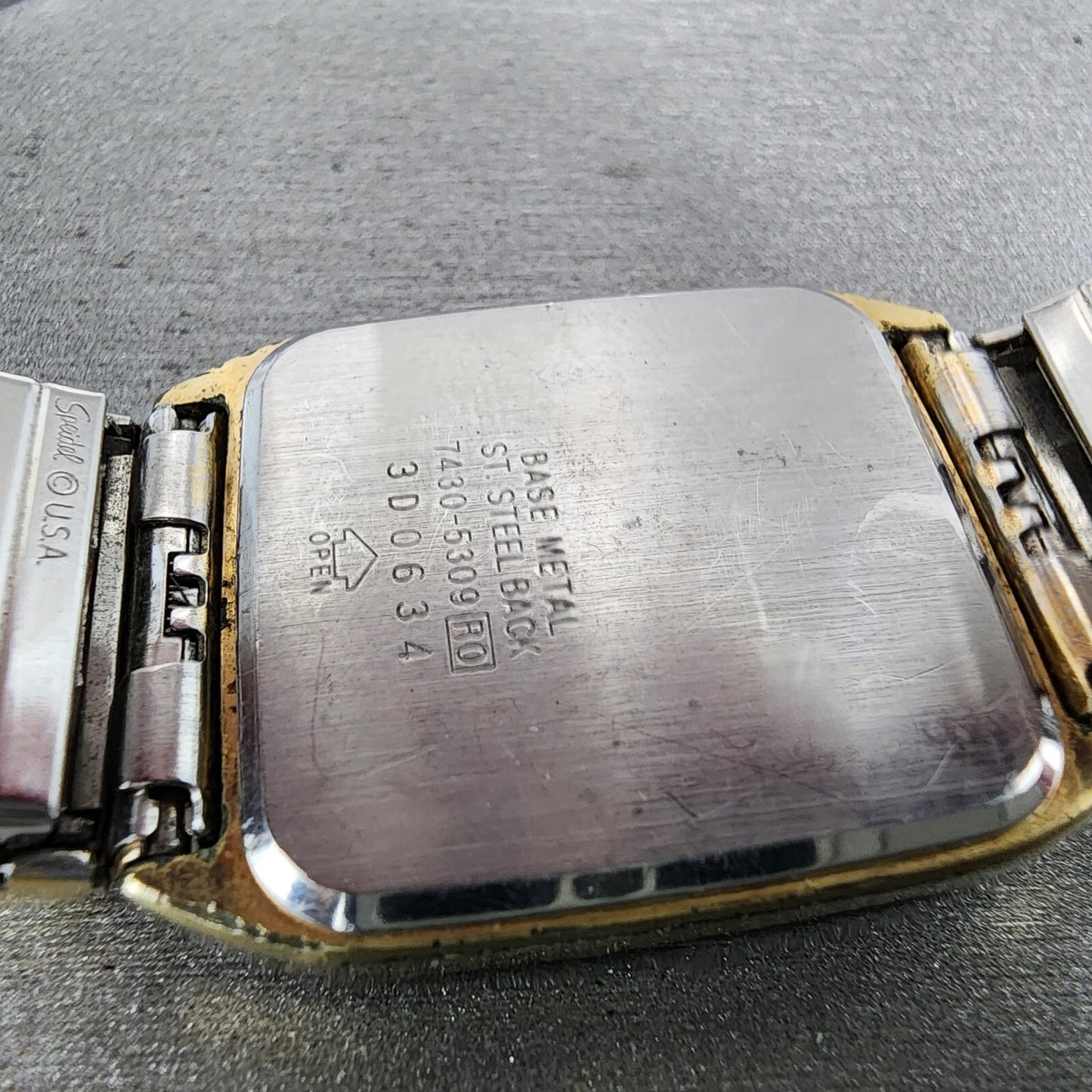 Seiko Tank Watch Men 27mm Gold Dial Gold Tone Rectangle 74305309 PARTS10