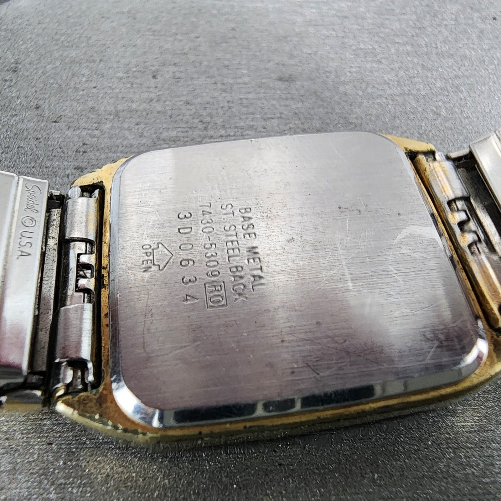Seiko Tank Watch Men 27mm Gold Dial Gold Tone Rectangle 74305309 PARTS10