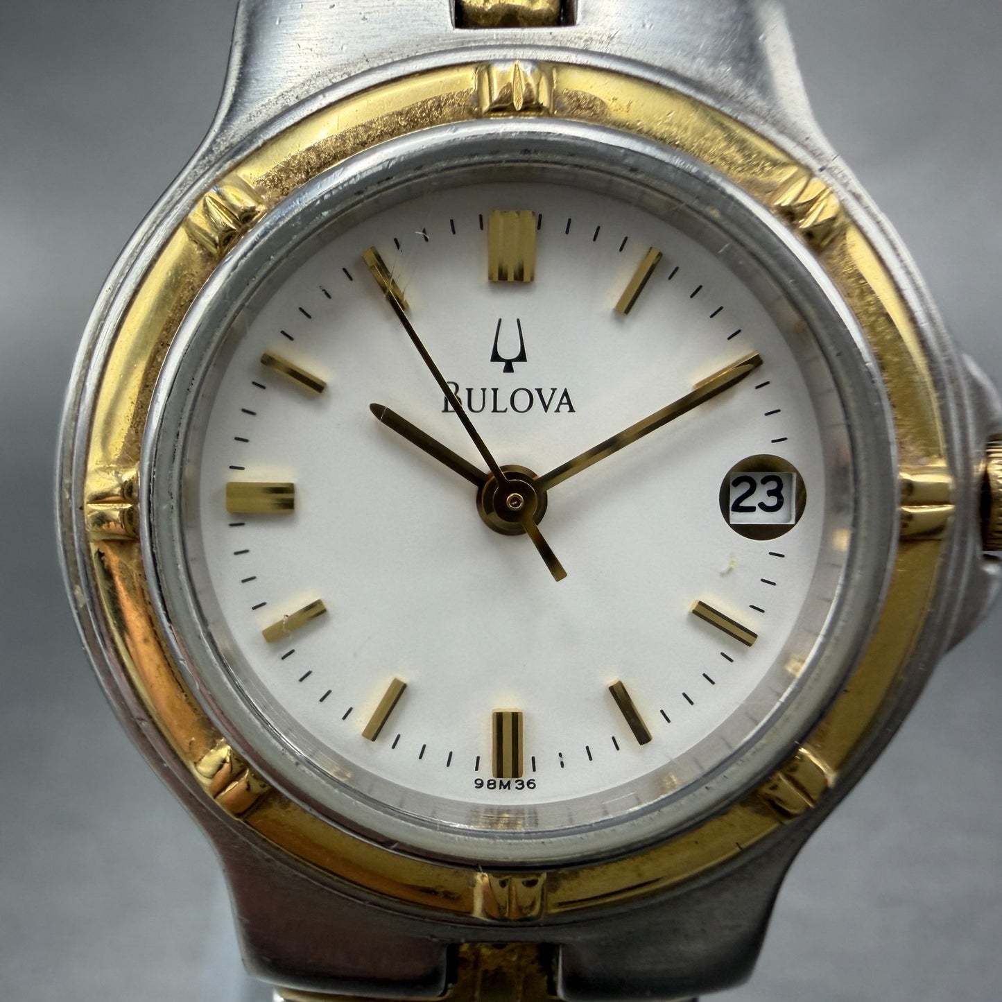 Bulova Watch Women 25mm White Dial Two Tone Date Round 98M36 New Battery KJF1231