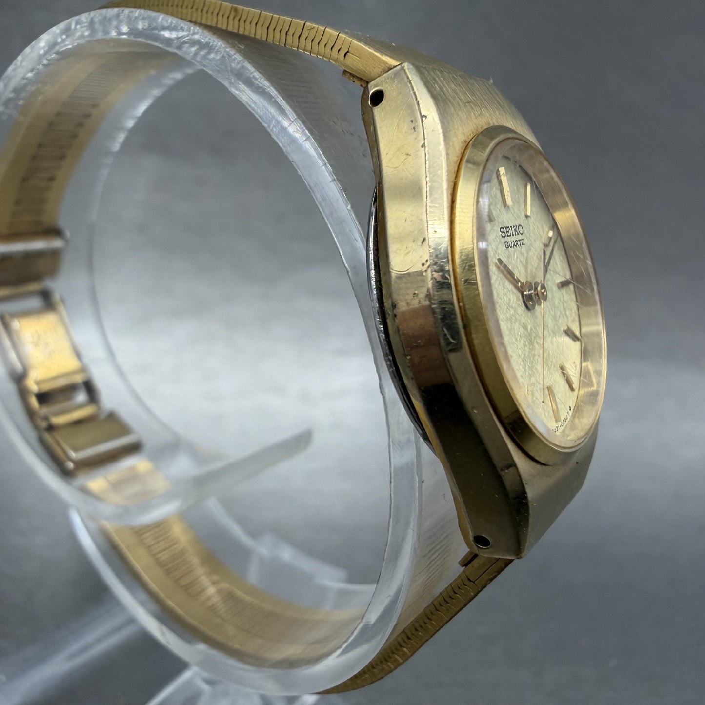 Seiko Watch Women 23mm Champagne Dial Gold Tone Round 3421-0079 New Battery3