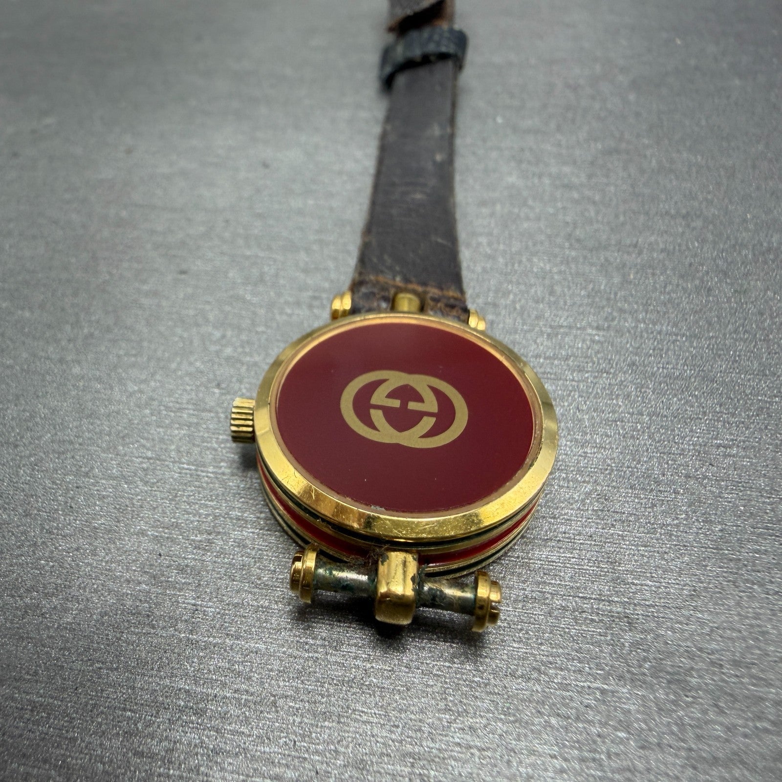 Gucci 2000L Watch Women 21mm Cream Dial Gold Plated Round New Battery KLQ12