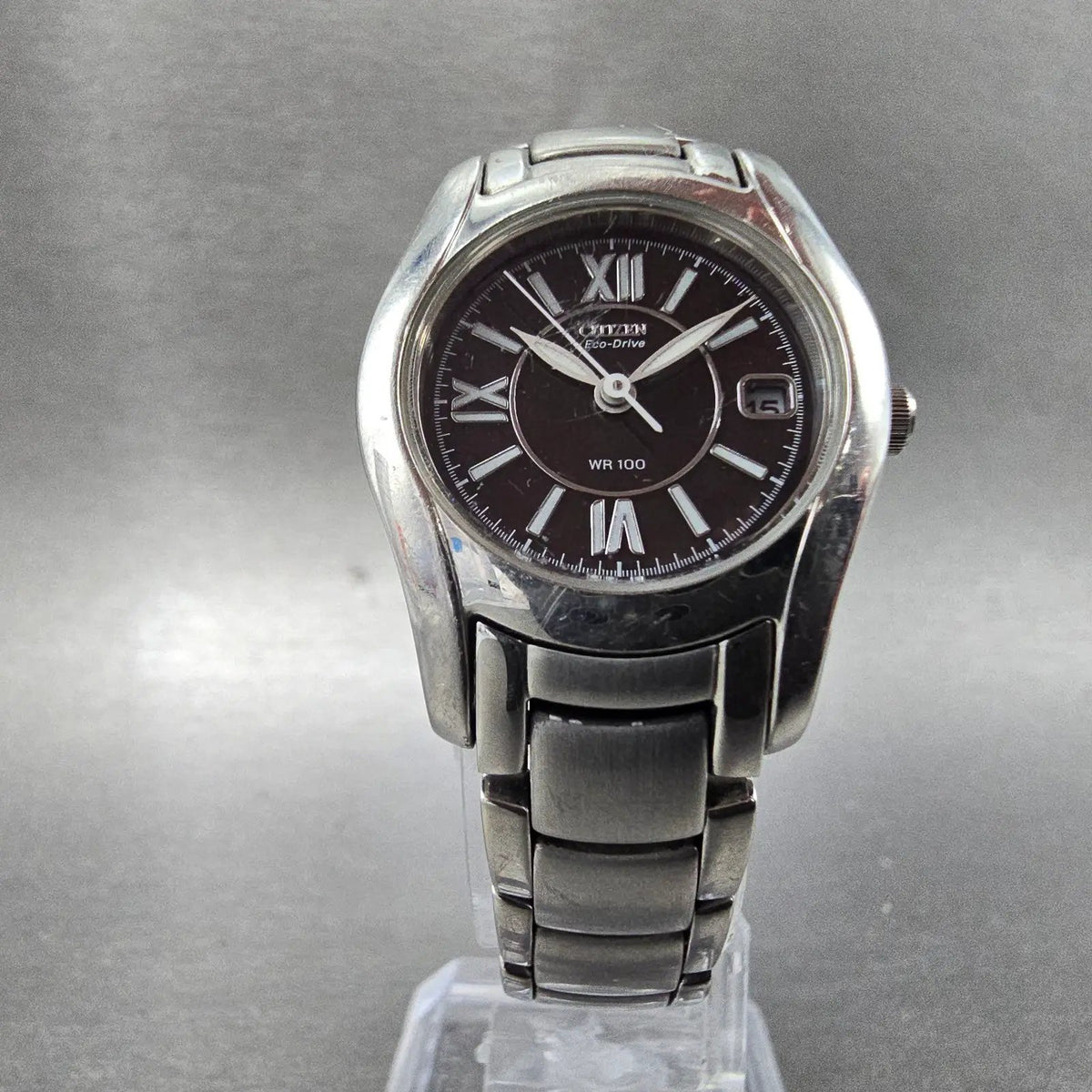 Citizen Watch Women 25mm Black Dial Silver Tone Date Round E011-S015502 Runs JP96