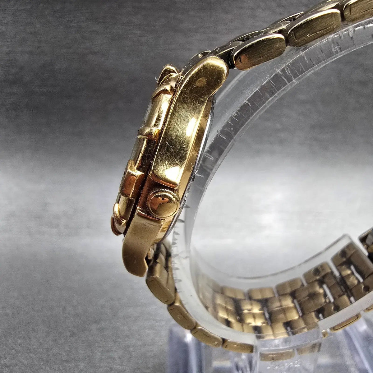 Seiko SQ Watch Women 25mm White Dial Gold Tone Date Round 7N82-0261 New Battery2