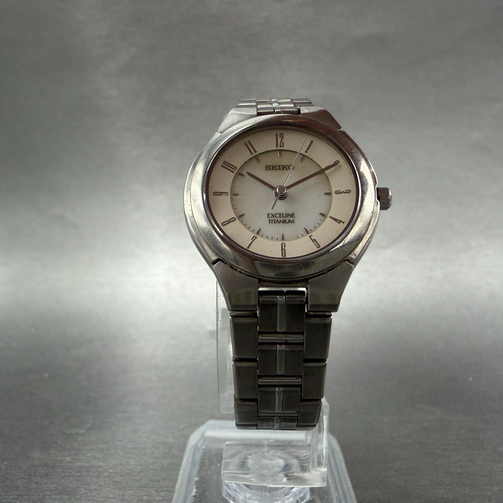 Seiko Exceline Watch Women 26mm White Dial Titanium Round 4J41-0140 New Battery5