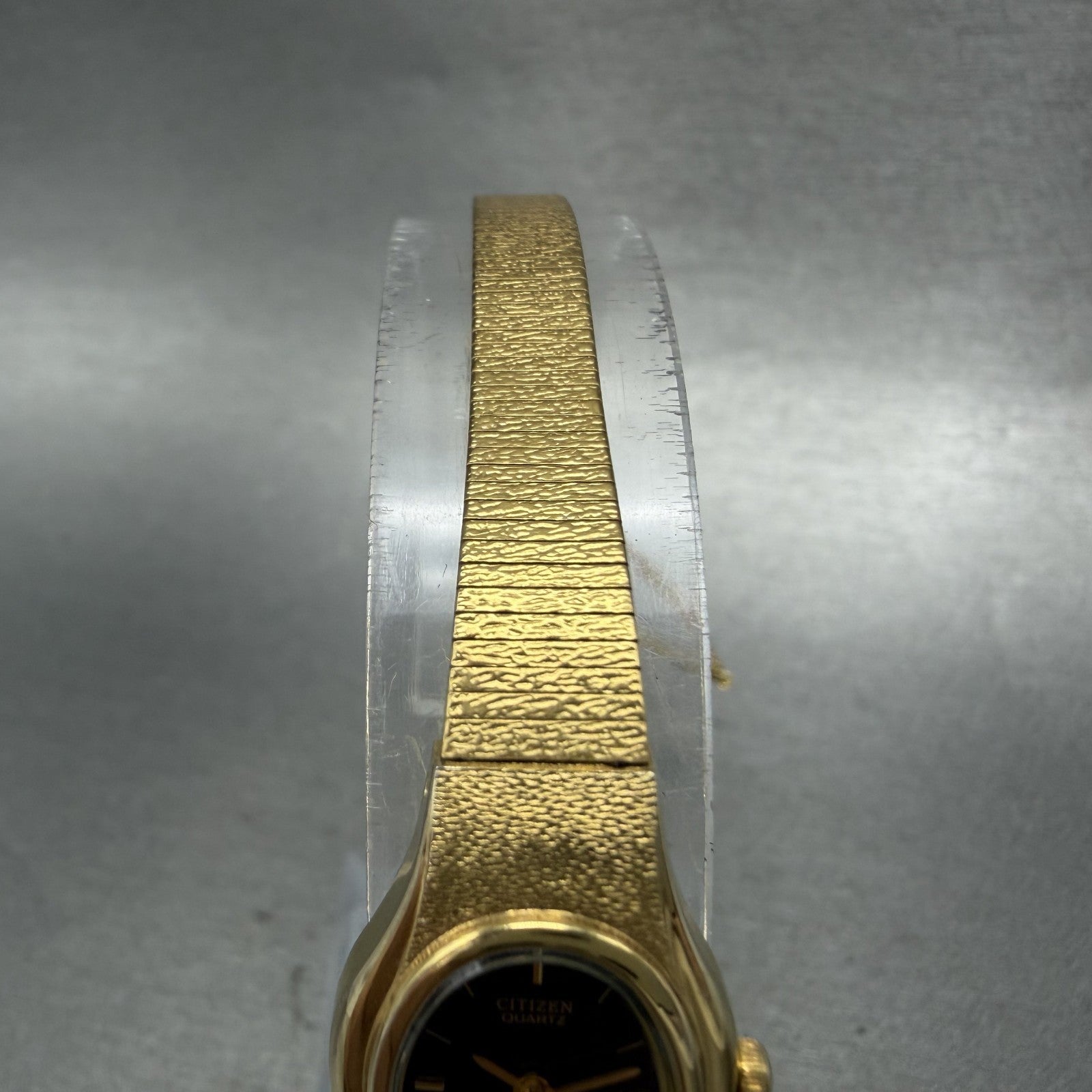 Citizen CQ Watch Women 17mm Black Dial Gold Tone Oval 5930-S25350 New BatteryBHG4