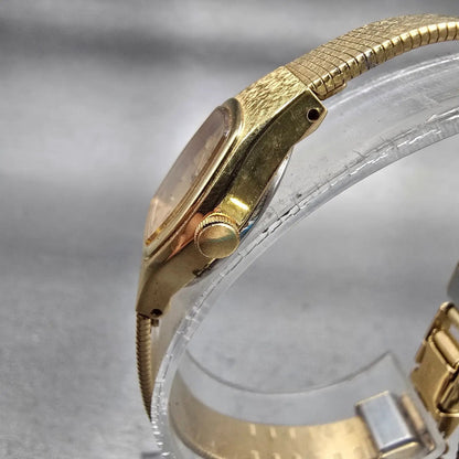 Seiko Watch Women 16mm Gold Dial Gold Tone Oval 2C21-5140 New Battery Vintage2