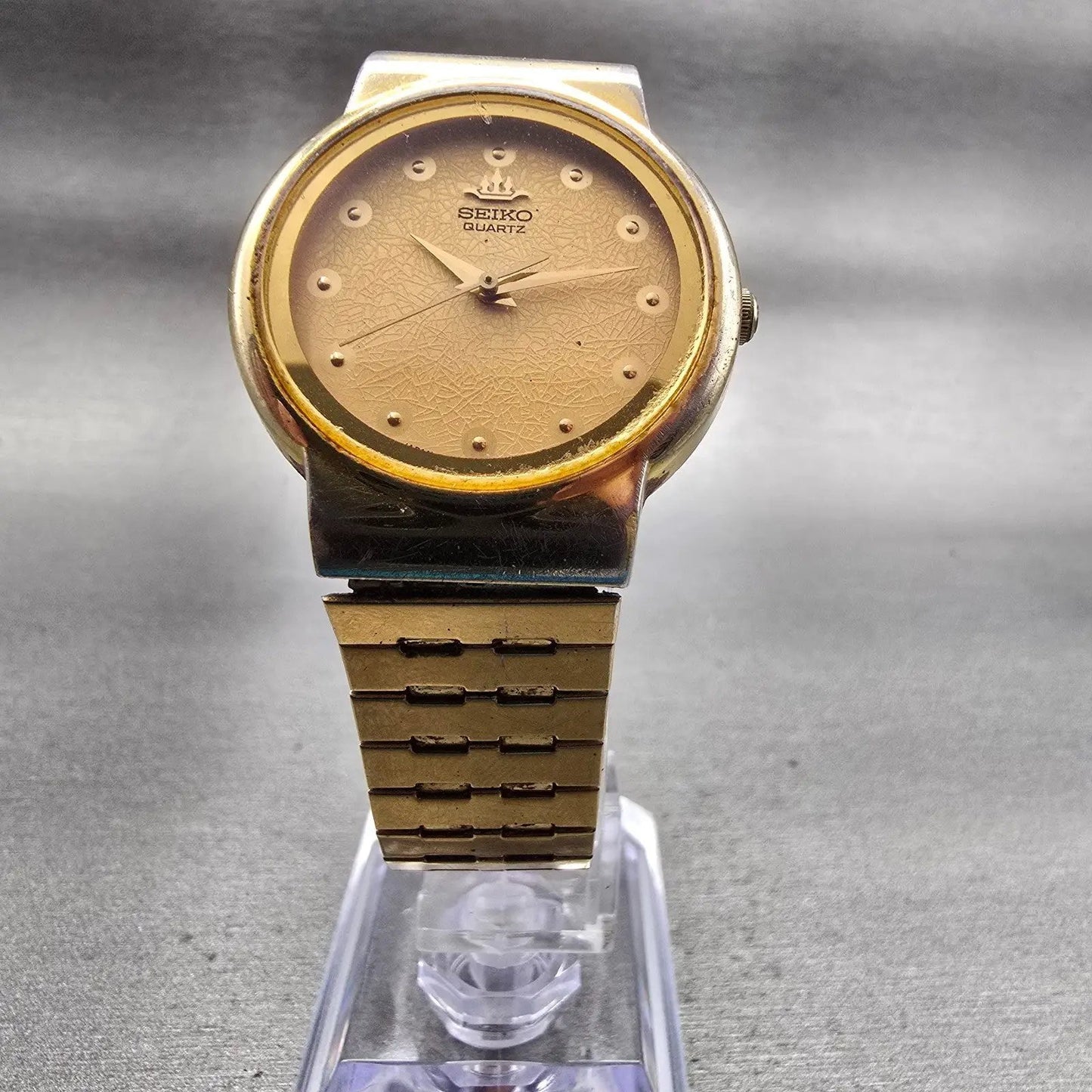Seiko Watch Unisex 30mm Gold Dial Gold Tone Round 5Y91-6040 New Battery Vintage5