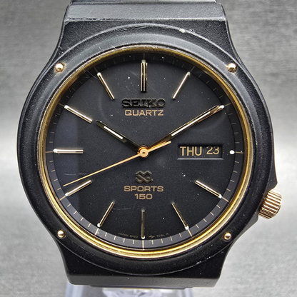 Seiko Sports 150 Watch Men 37mm Black Dial Black&Gold Daydate 5H23-7029 New Batt1