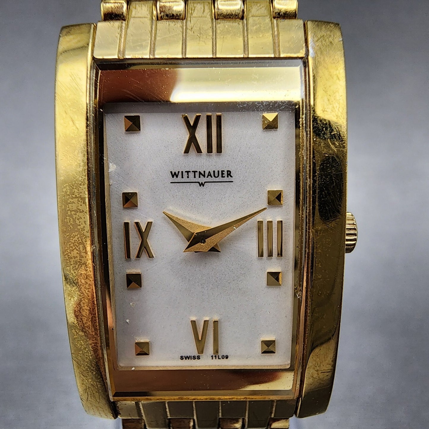Wittnauer Ovation Tank Watch Women 19mm White Dial Gold Tone Rectangle New Batt1