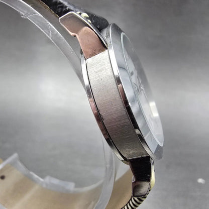 Burberry Watch Women 28mm Silver Dial Silver Tone Date Round BU1387 New Battery3