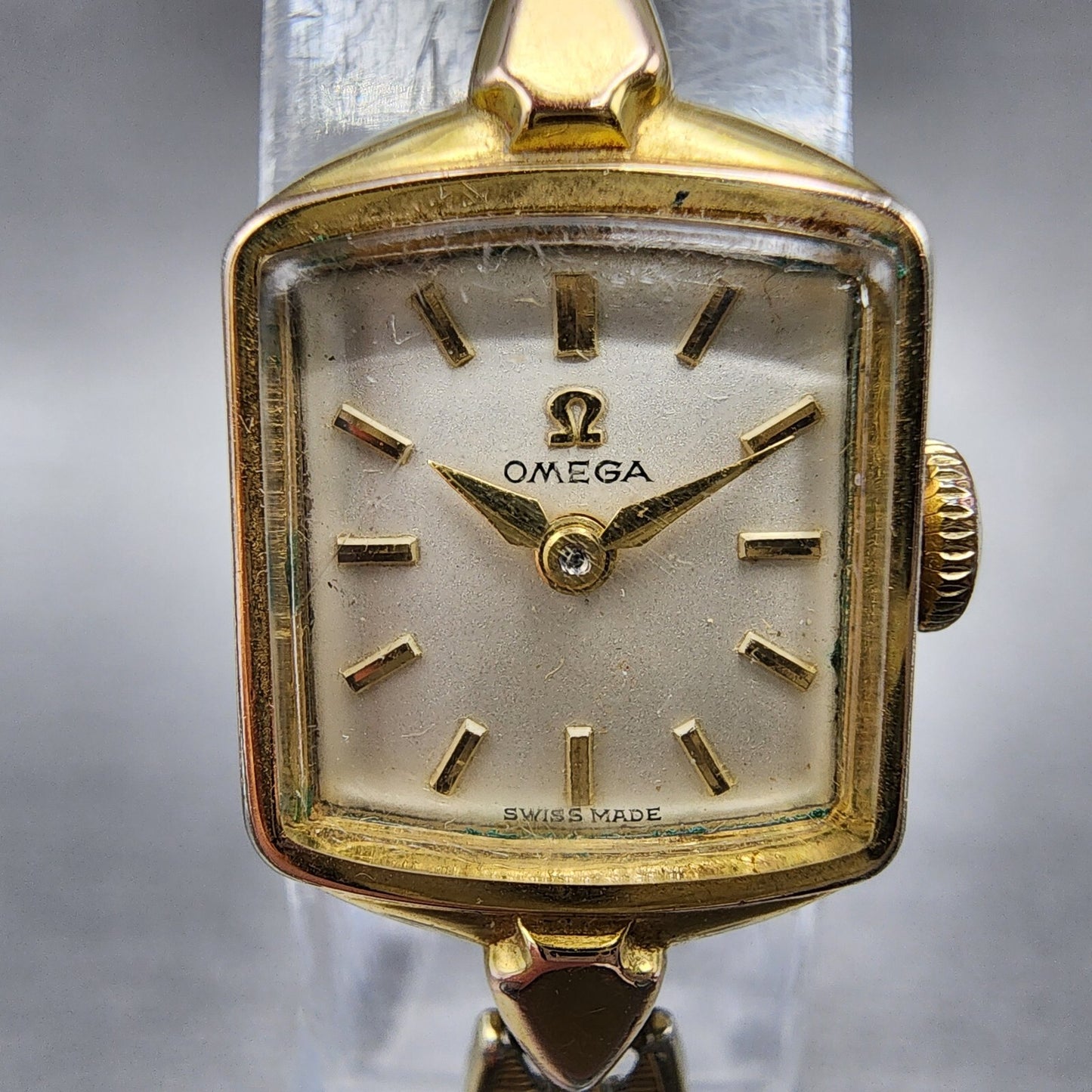 Omega Watch Women 15mm White Dial Gold Plated Rectangle Manual Wind Runs1