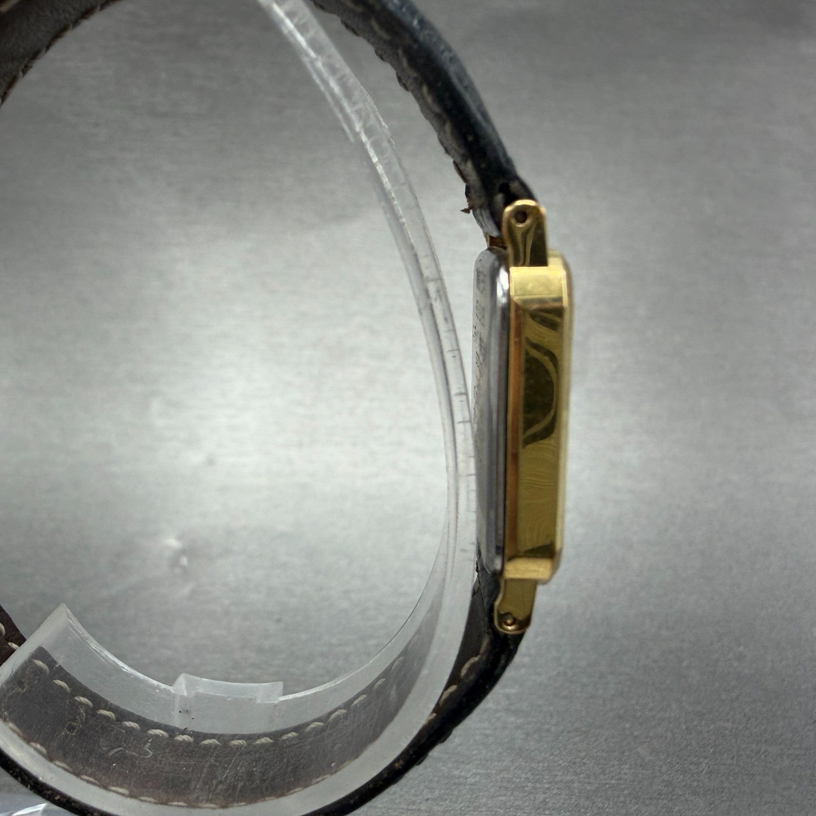 Seiko Exceline Tank Watch Women 19mm Champagne Dial Gold Tone 1221-5720 New Bat93