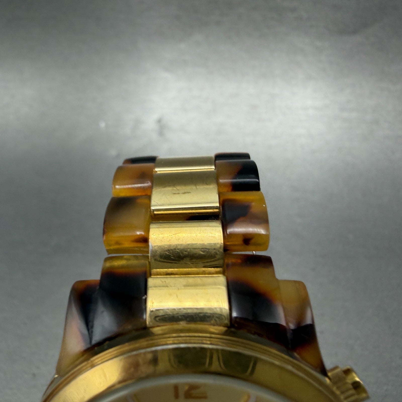 Michael Kors Runway Chrono Watch Women 38mm Champagne Dial Gold & Brown New Batt4