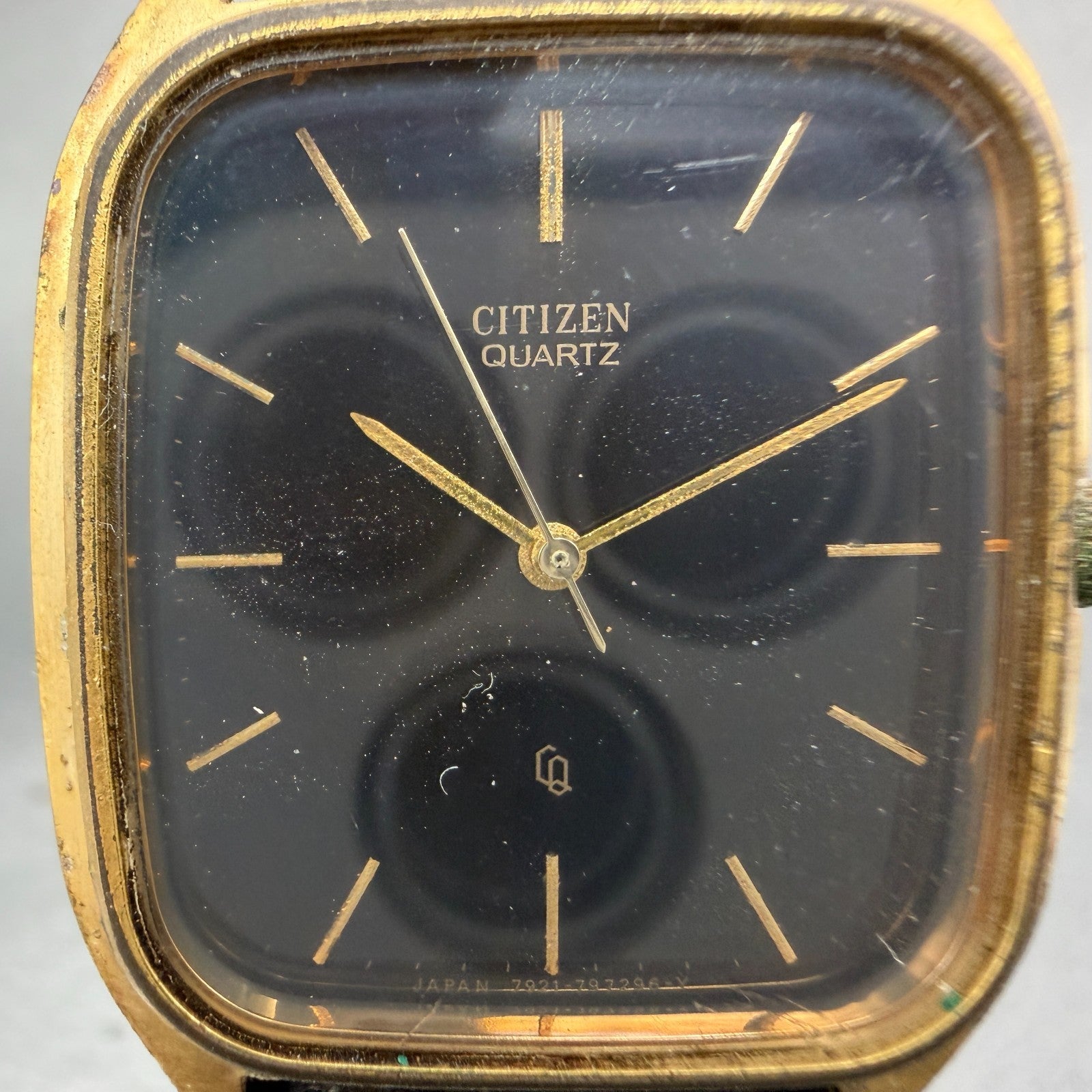 Citizen CQ Tank Watch Men 30mm Black Dial Gold Tone 4-796292 Rectangle PARTS2