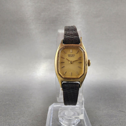 Seiko Tank Watch Women 17mm Champagne Dial Gold Tone 23206559 New Battery6