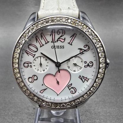 Guess Watch Women 36mm White Dial Silver Tone Daydate Round G86021L New Battery0