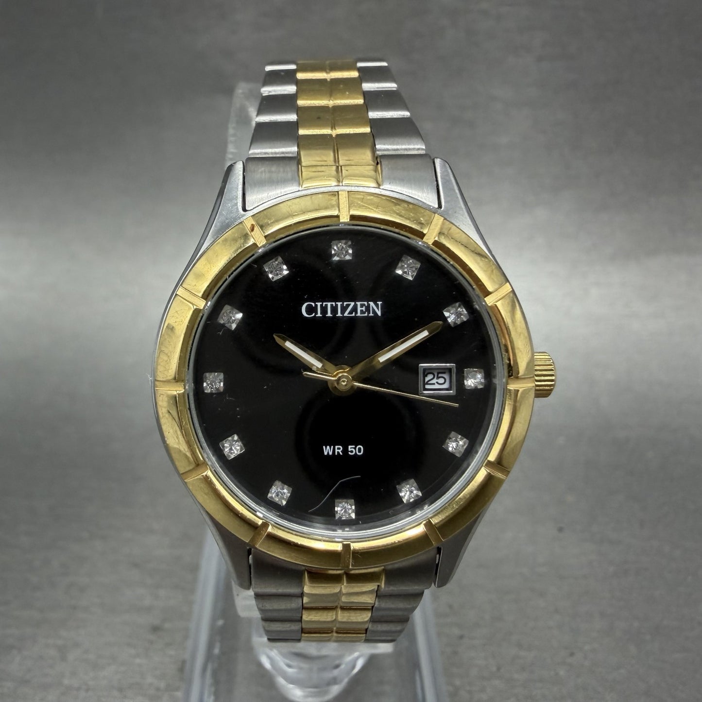 Citizen Watch Women 28mm Black Dial Two Tone Date Round EU6044-51E New Battery0
