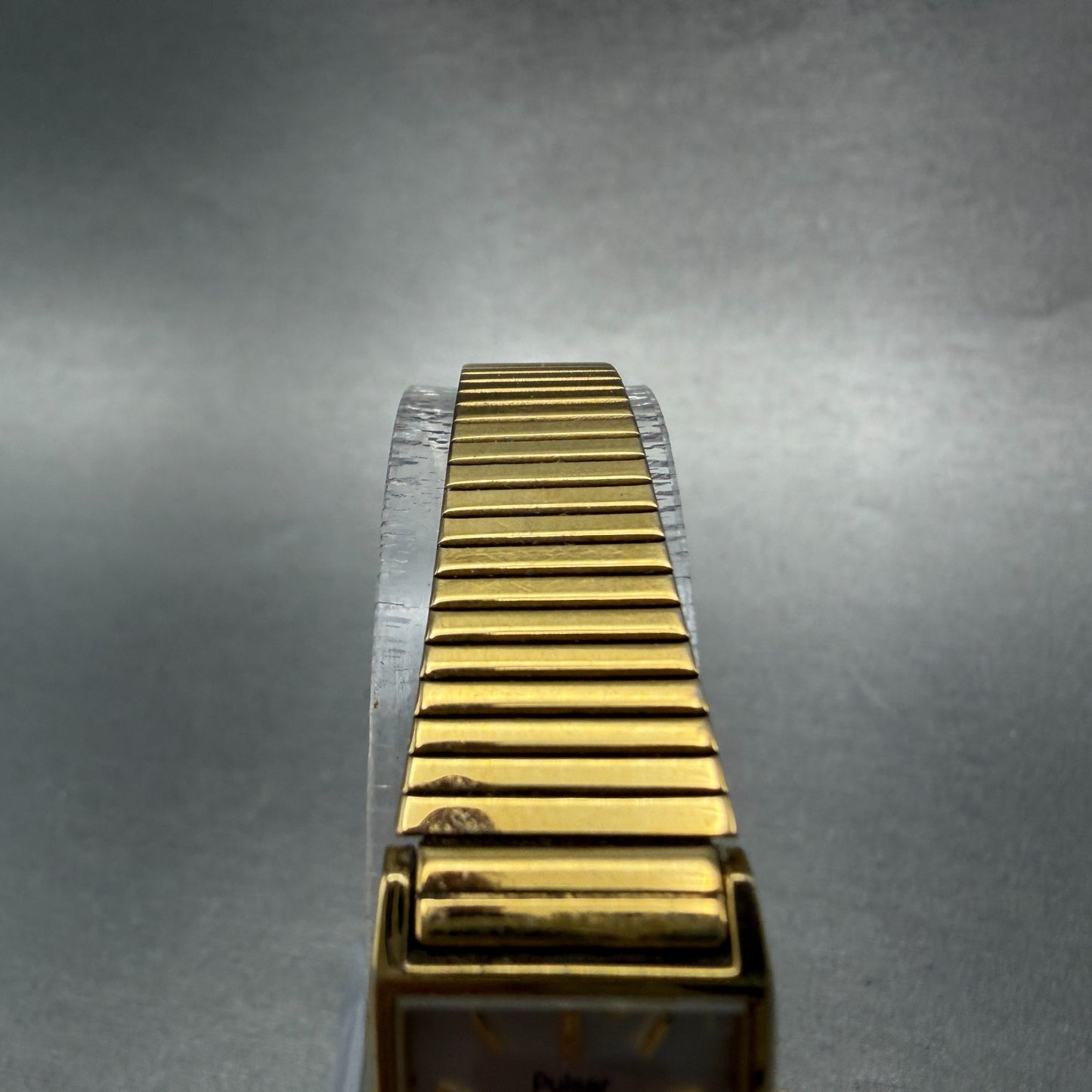 Seiko Pulsar Tank Watch Women 16mm Silver Dial Gold Tone V230-5720 New Battery4