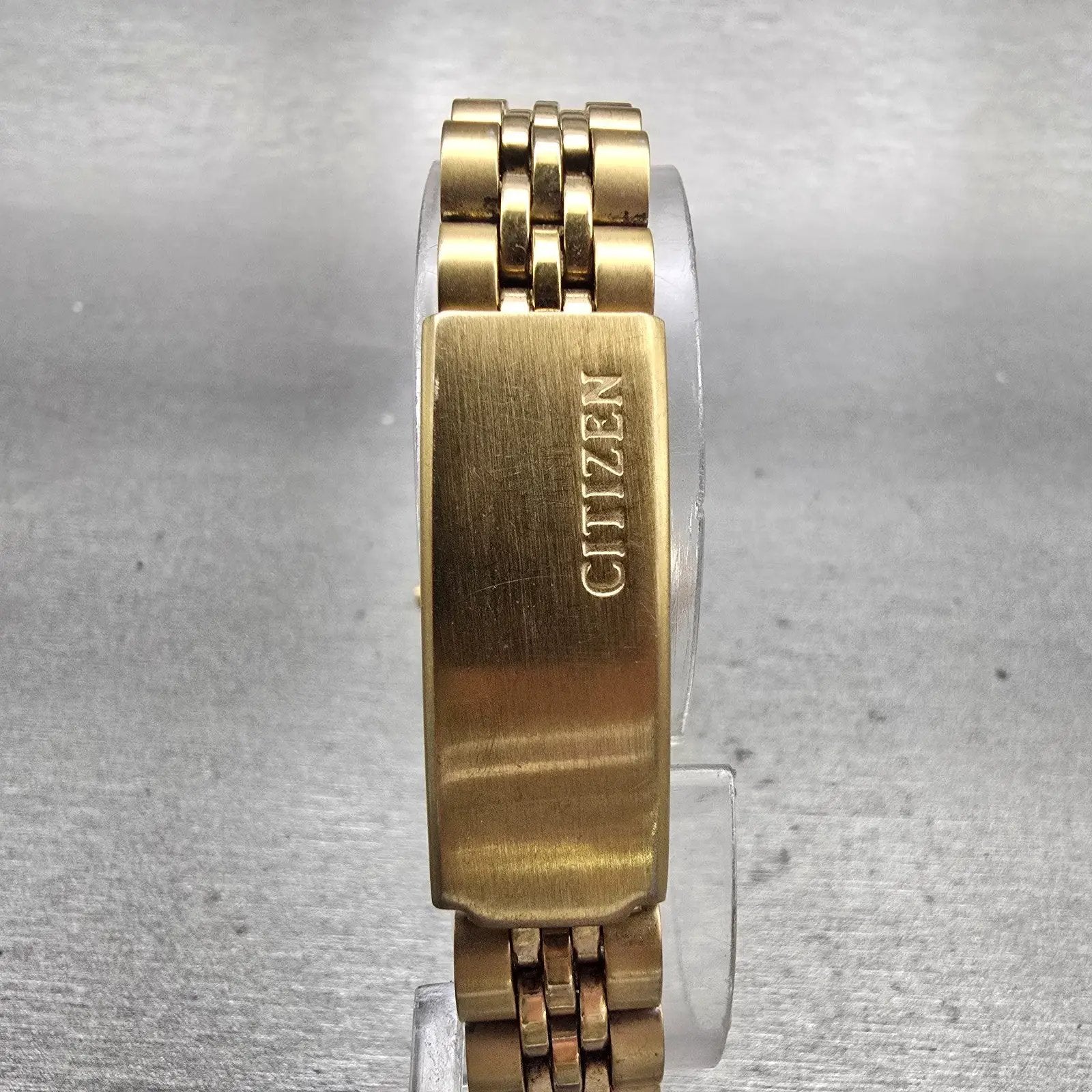 Citizen CQ Watch Women MOP Dial Gold Tone Daydate Round 1002-R15101 New Battery7