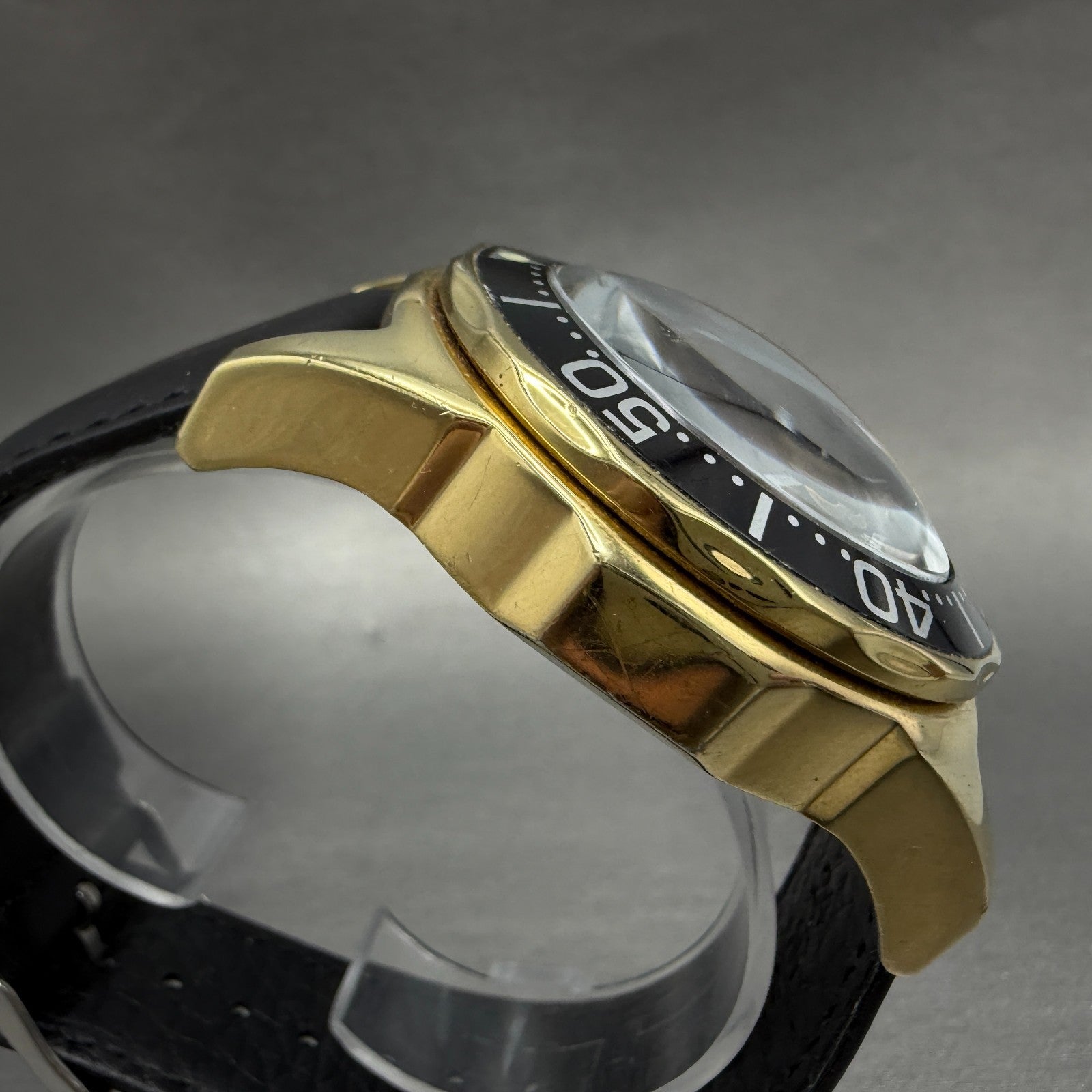 Invicta Dive Watch Men 44mm Black Dial Gold Tone Date Automatic 3505 Runs4