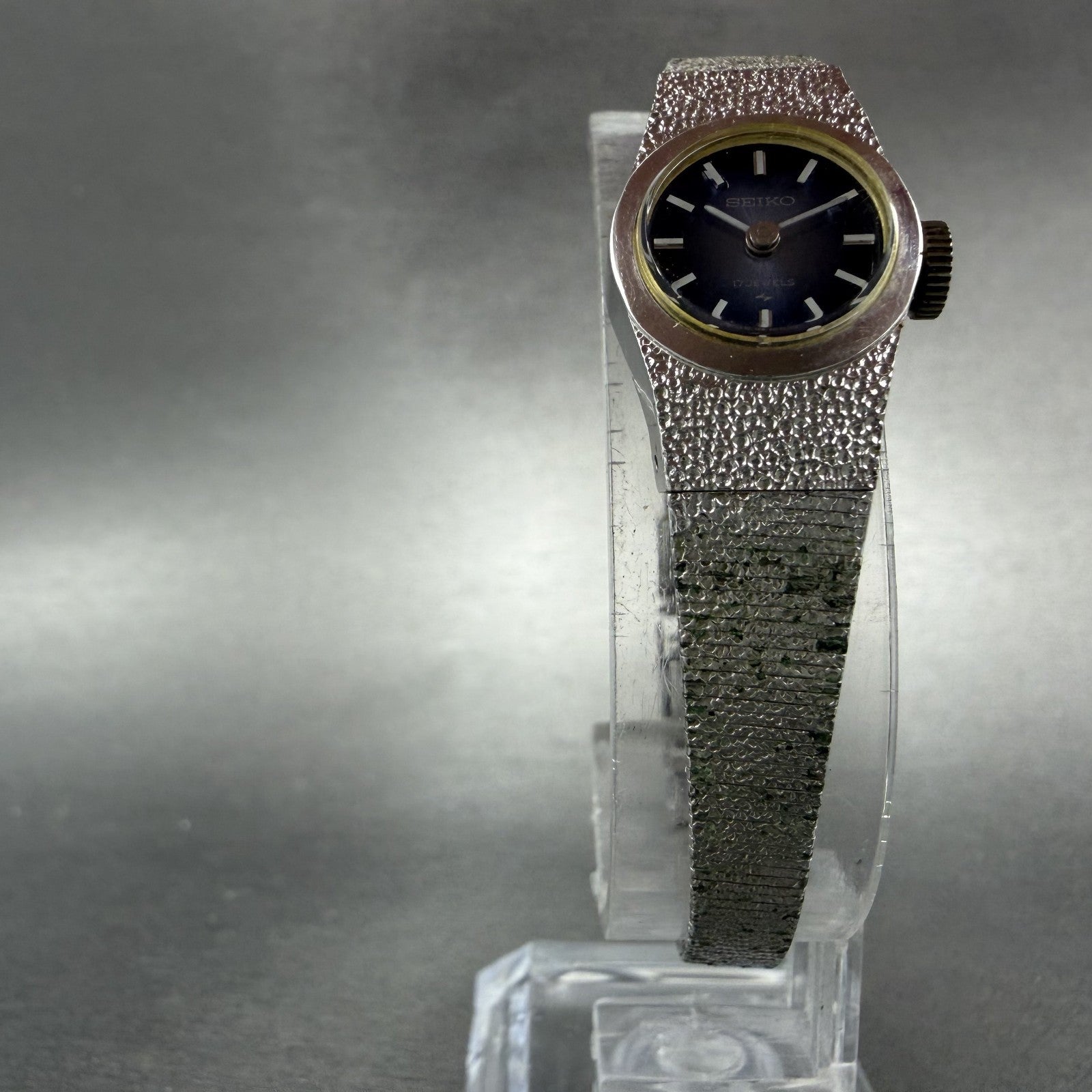 Seiko Watch Women 16mm Blue Dial Silver Tone Manual Round 11-0450 Runs5