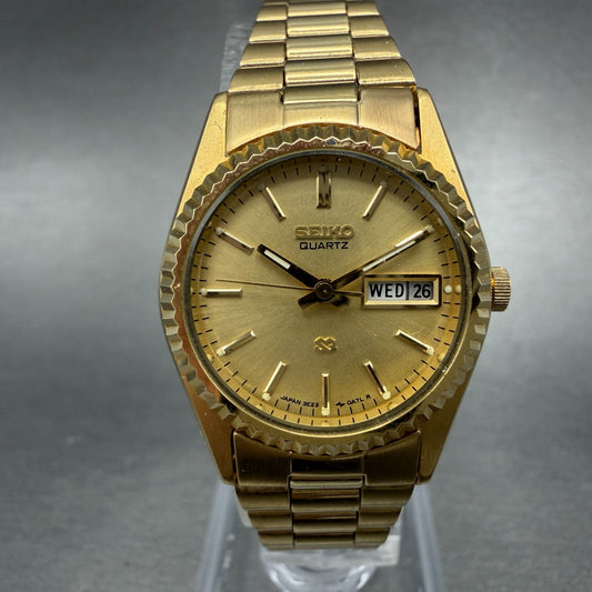 Seiko SQ Watch Women 24mm Champagne Dial Gold Tone Daydate 3e23-0a69 New Battery0
