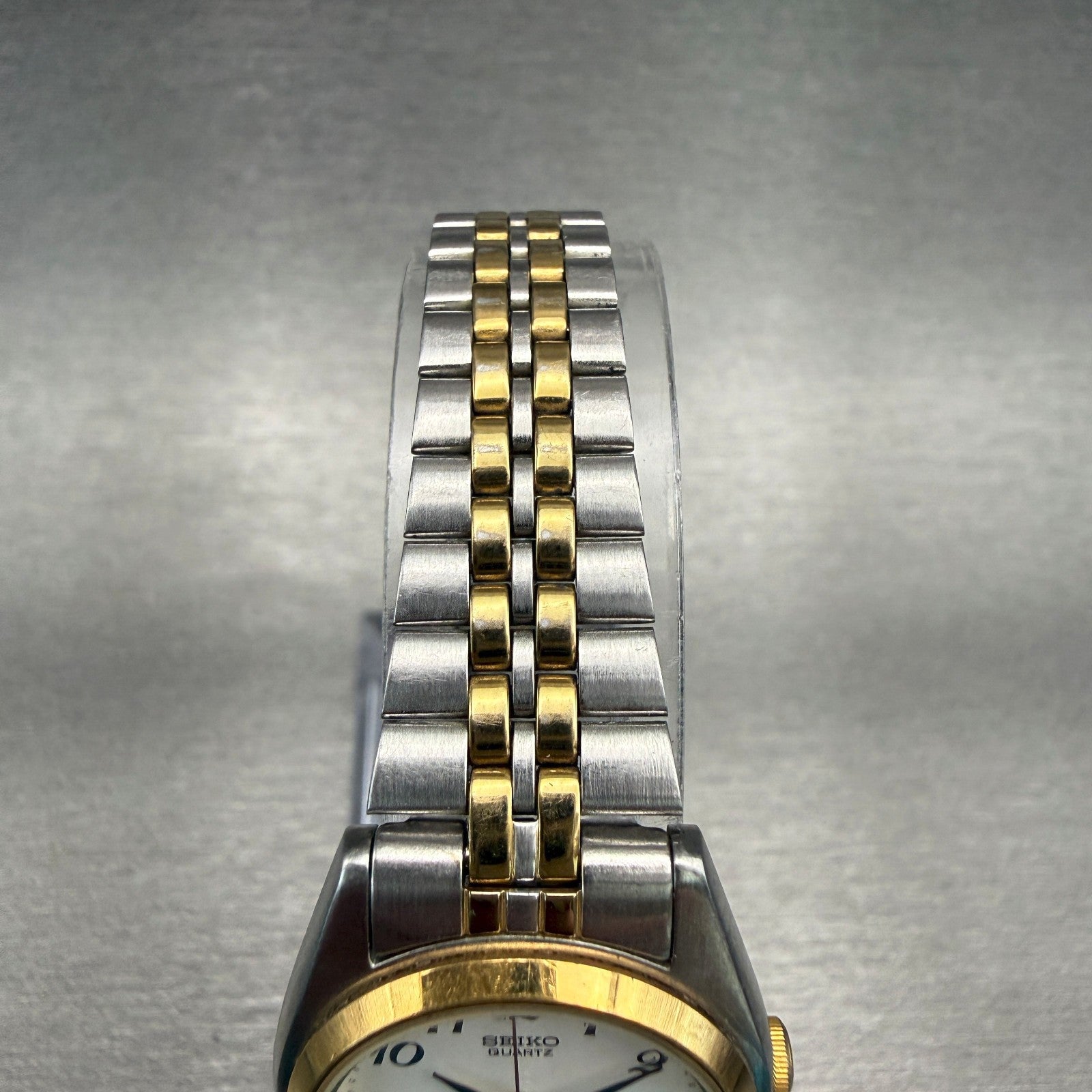 Seiko Watch Women 23mm White Dial Two Tone Daydate Round 7N83-0011 New Battery4